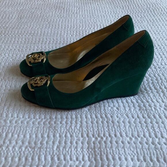 Taryn Rose Wedge Heel Kelly Green Suede Gold 6.5 Christmas Holiday Party Glam - Picture 10 of 12